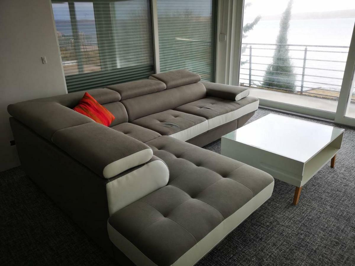 Holiday House Maretta - Apartment No 1 Луково-Шугарье Экстерьер фото